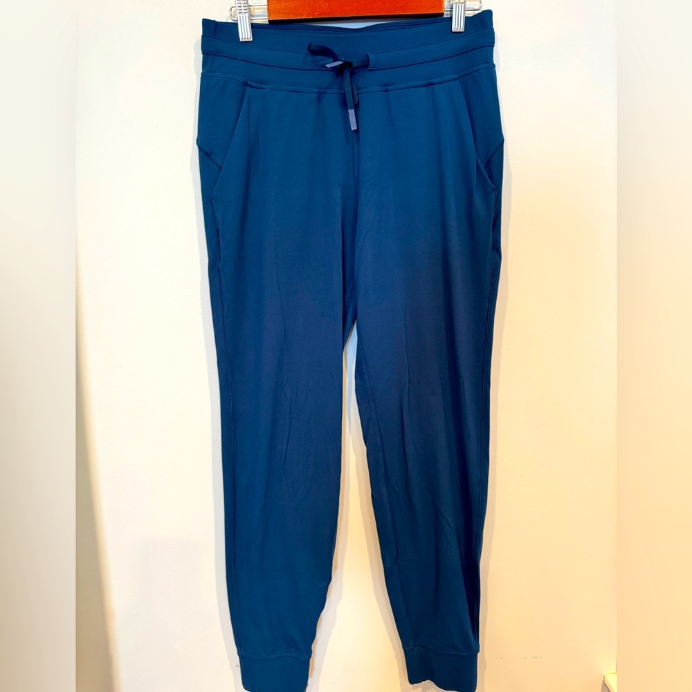 Lululemon Ready To Rulu High Rise Jogger Sz 8 in Night Diver - Picture 2 of 8
